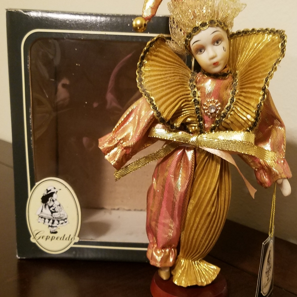 Geppeddo porcelain doll